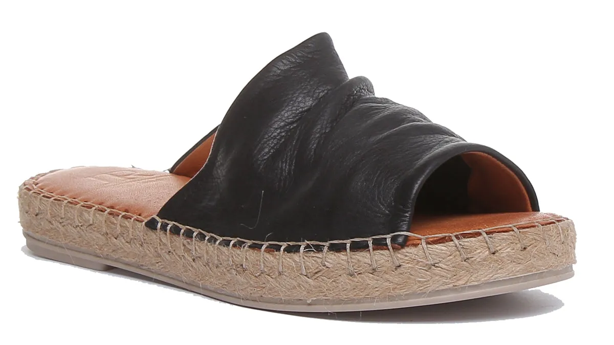 Aliyah Slip On Soft Mule In Black