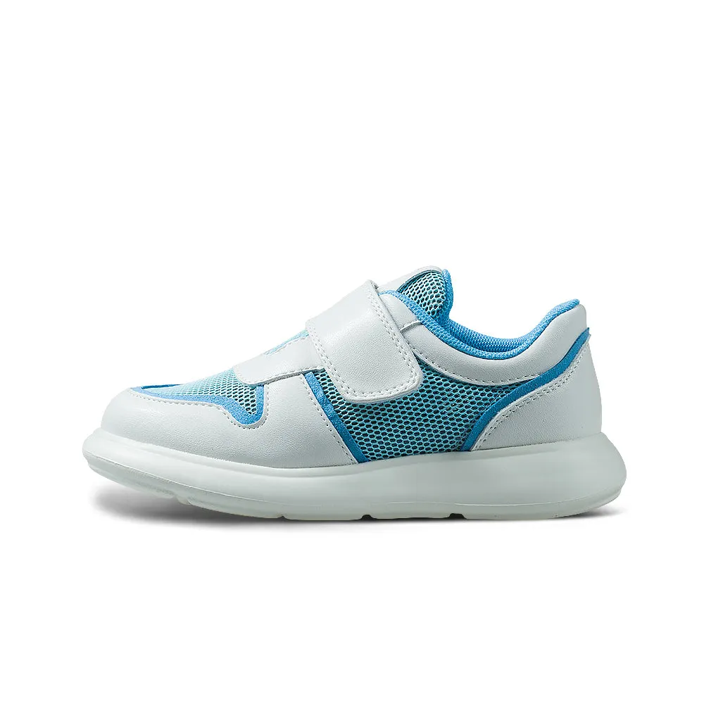 Avery Extra Lightweight Kids Sneakers