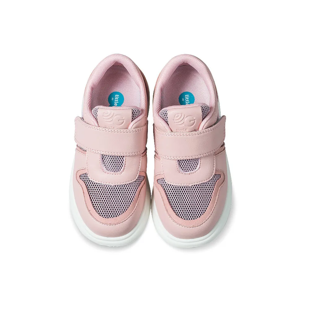 Avery Extra Lightweight Kids Sneakers