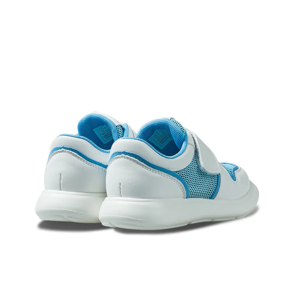 Avery Extra Lightweight Kids Sneakers