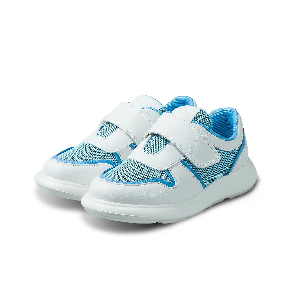 Avery Extra Lightweight Kids Sneakers