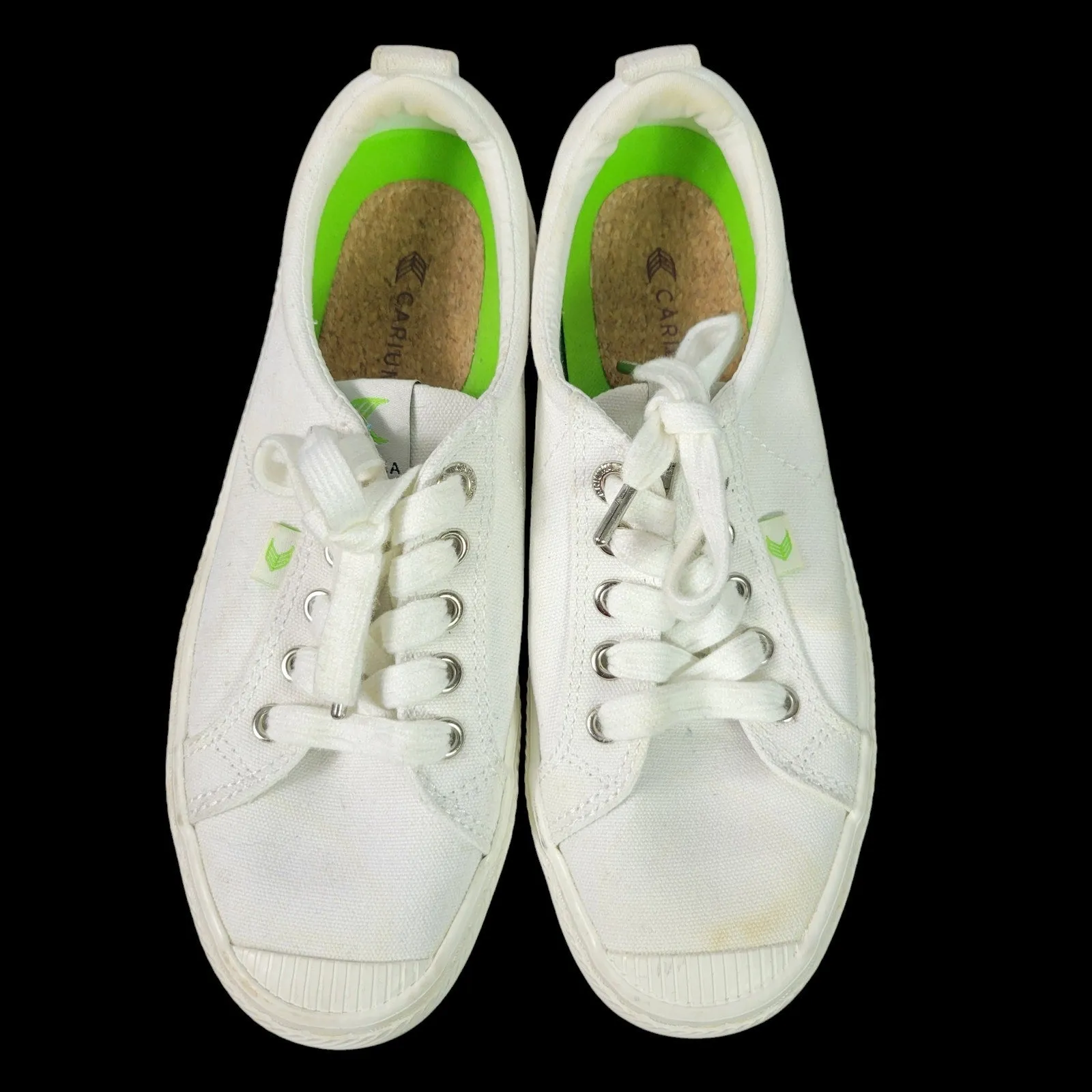 Cariuma Canvas Sneakers OCA Low Top White Cap Toe Lace Up Unisex 7.5 Women 6 Men