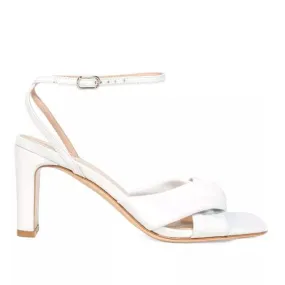 Mona White | Soft leather sandal