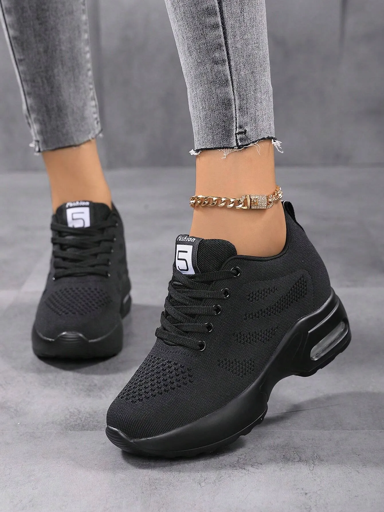 Women's Fashionable Breathable Height Increasing Wedge Heel And Thick Sole Athletic Shoes