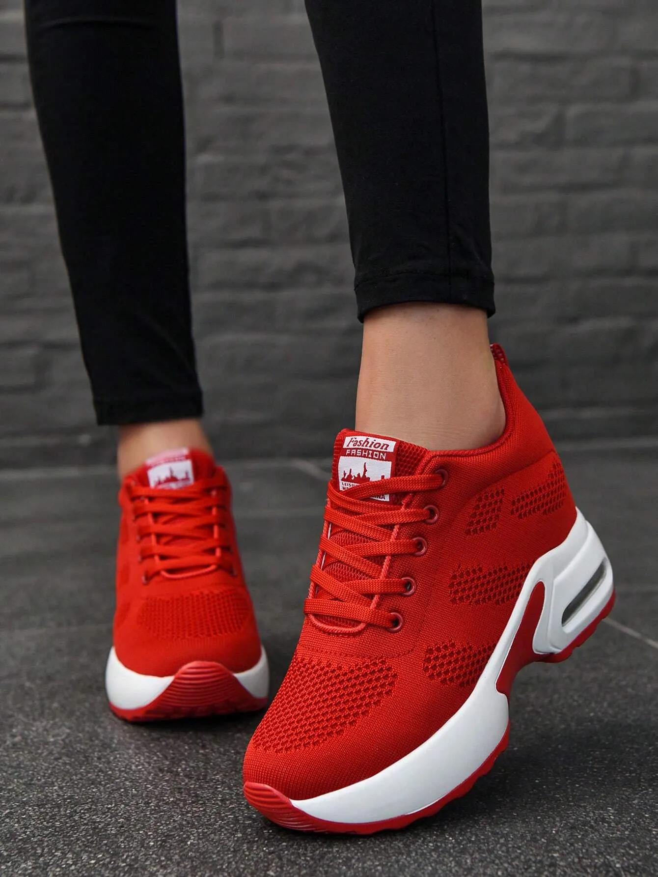 Women's Fashionable Breathable Height Increasing Wedge Heel And Thick Sole Athletic Shoes