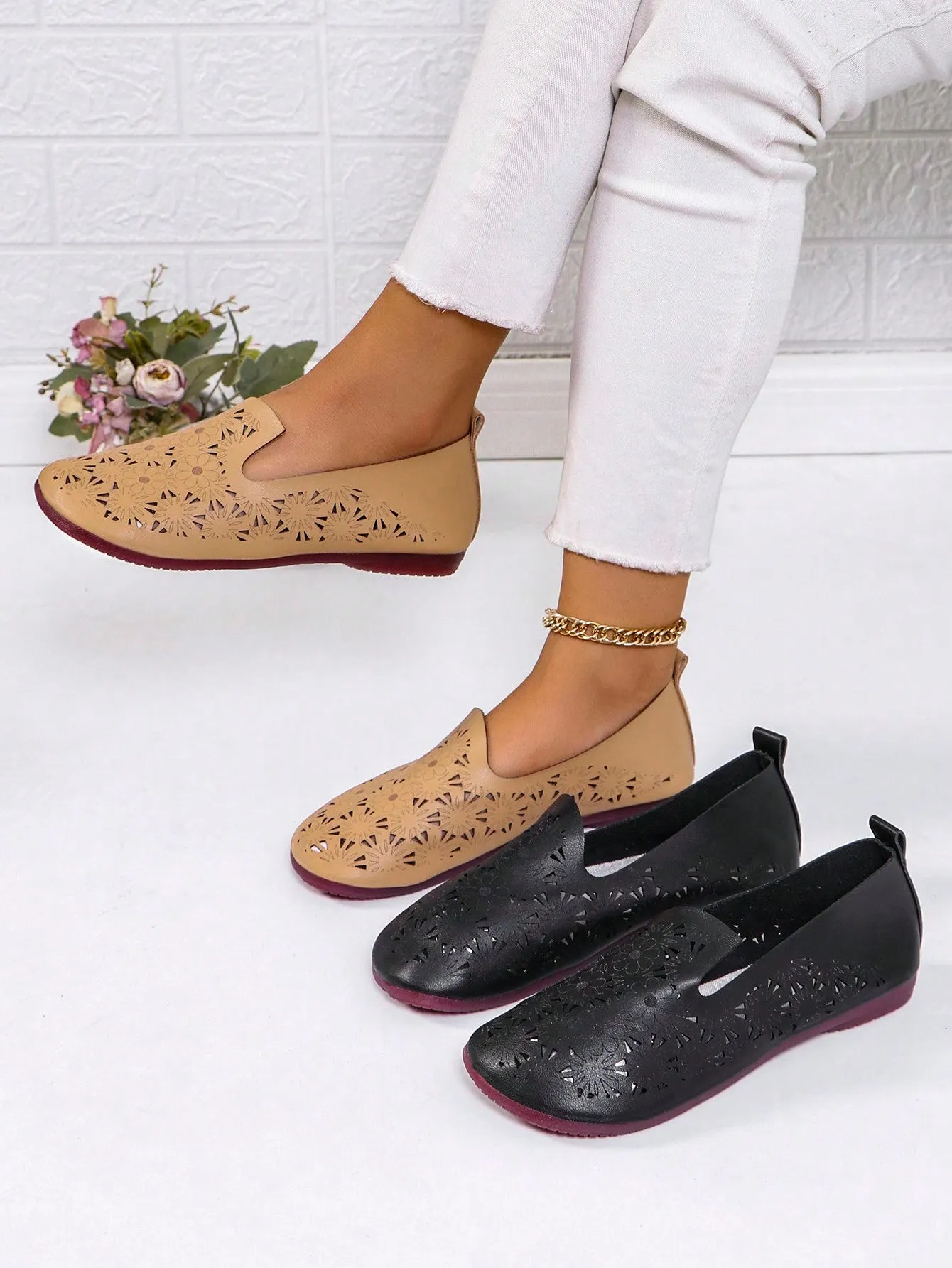 Women's Hollow Out Design Breathable Casual Flat Loafers, Sunflower & Daisy Slip-Resistant Soft Sole Soft Leather